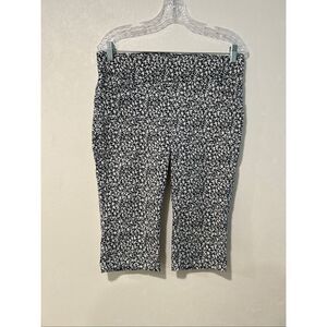Christopher & Banks Signature Slimming Petite Capris Size 10P Black White Floral